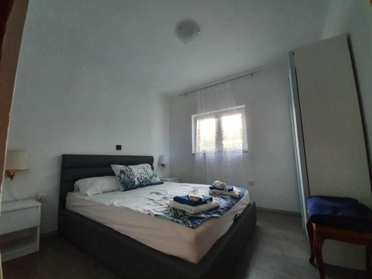 Apartmani Lucija Масленица Екстериор снимка