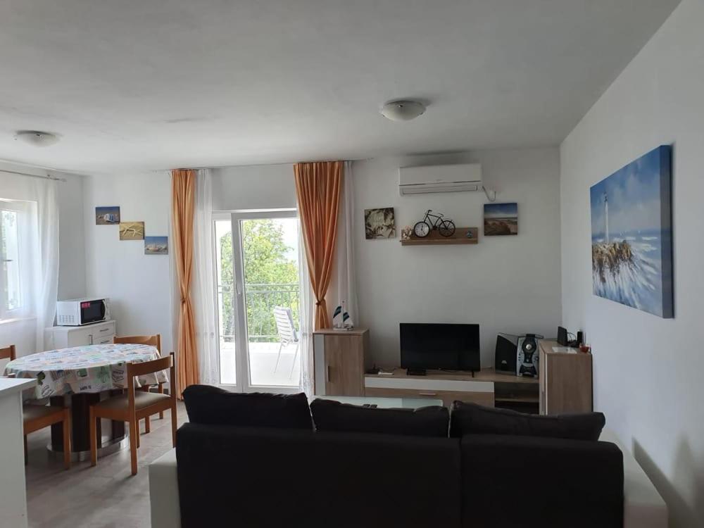 Apartmani Lucija Масленица Екстериор снимка